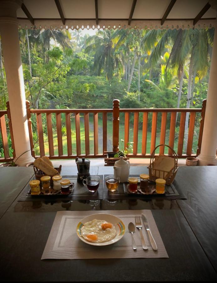 The Escape With Jadeon Hotell Unawatuna Exteriör bild
